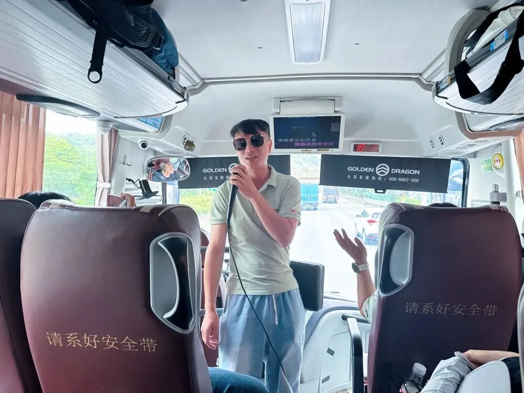 35d41660-6436-4c7a-b591-1f36bcea520b.jpg 凝心聚力,并肩前行!