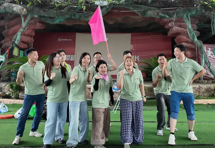 c5a06579c3df9d1b6af588d2c47b1aaa.png 凝心聚力,并肩前行!