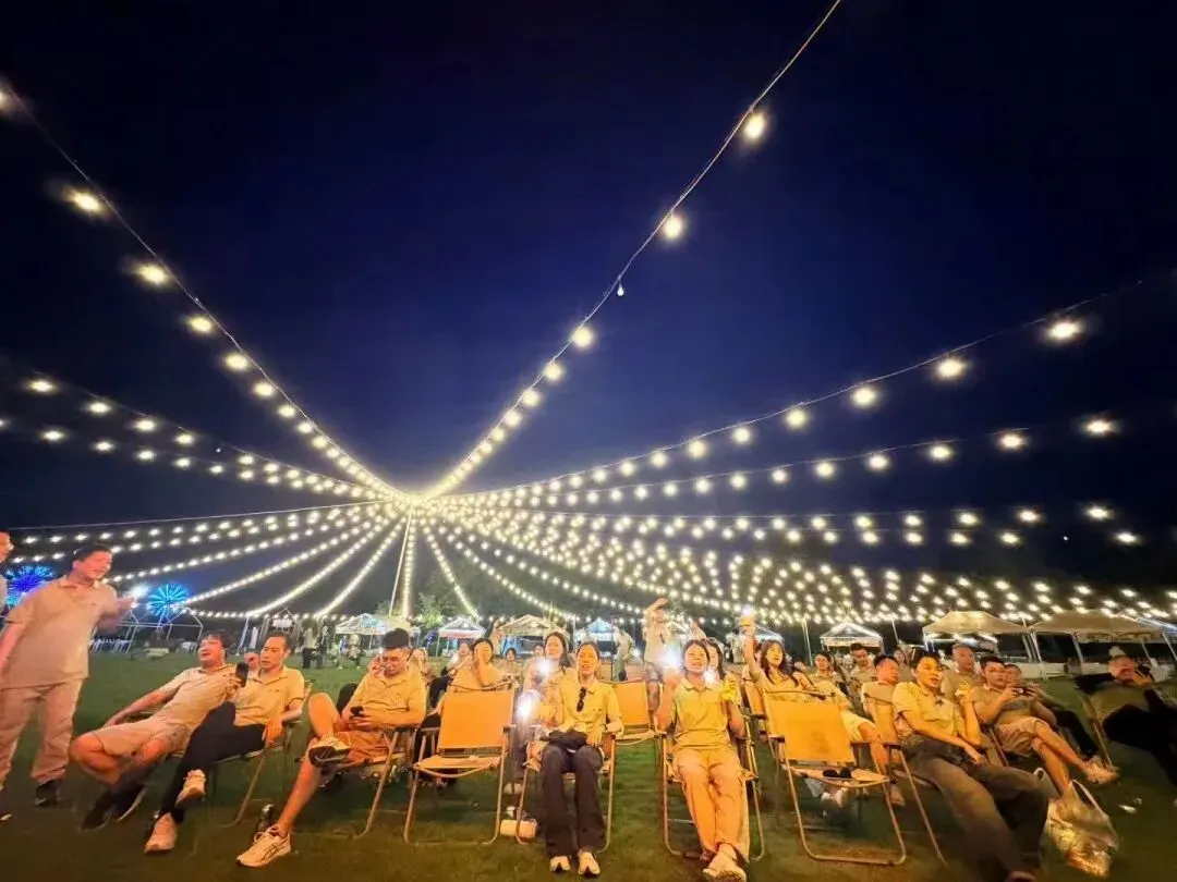 e55099fc367727e3f8dd633d08f8f4b4.jpg 凝心聚力,并肩前行!