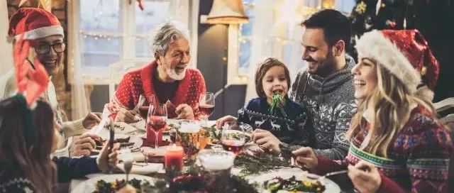 欧洲圣诞季来临！聚餐消费最火的地方竟然是？