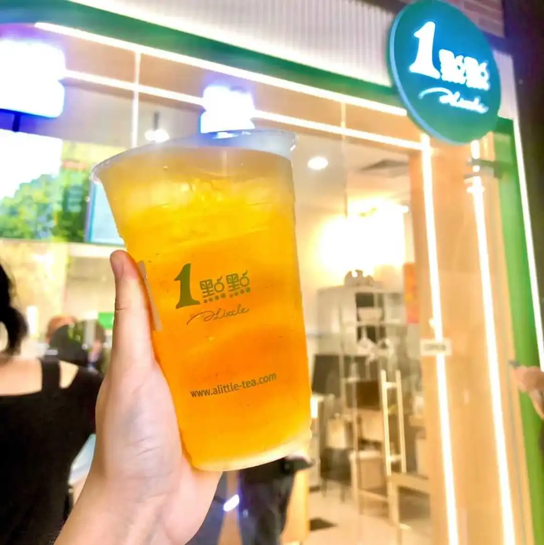七五热点 | 一点点新加坡首店开业，排队40分钟才喝上