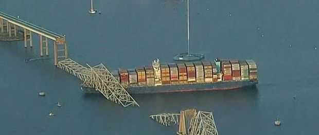 影响巨大！马士基船只撞毁美国航运要塞大桥！