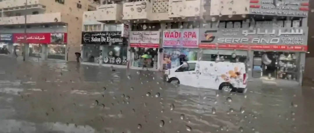 东芝“卷入”裁员潮,TikTok Shop越南卖家暴涨,迪拜遭遇创纪录降雨,等|本周市场新鲜事