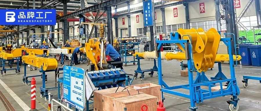 厂二代接班潮：“弑父”的同时“杀死”过去的自己