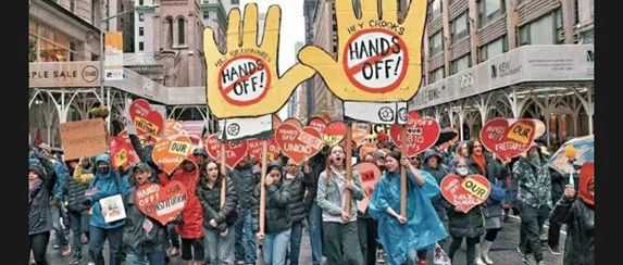 关税大战硝烟弥漫，全球巿场血雨腥风，中国跨境电商如何另辟生路？