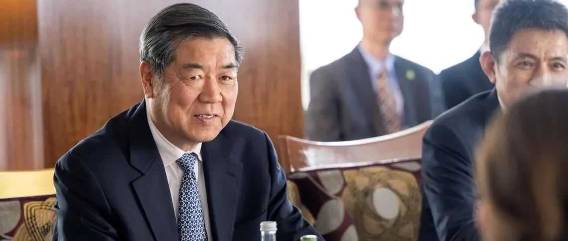 中方发布会：中美经贸高层会谈取得了实质性进展，达成了重要共识