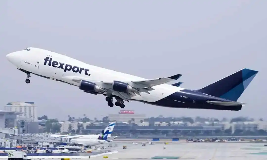 How is air freight weathering the post–de minimis storm?