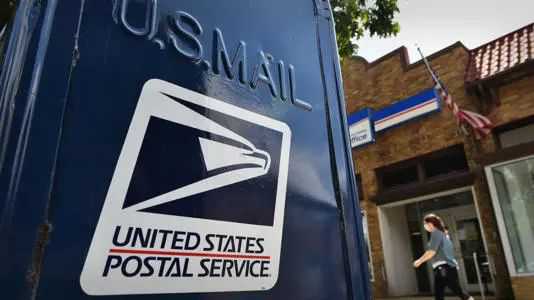 The USPS is increasing its fast-delivery options. Image source: Ngan/AFP via Getty Images