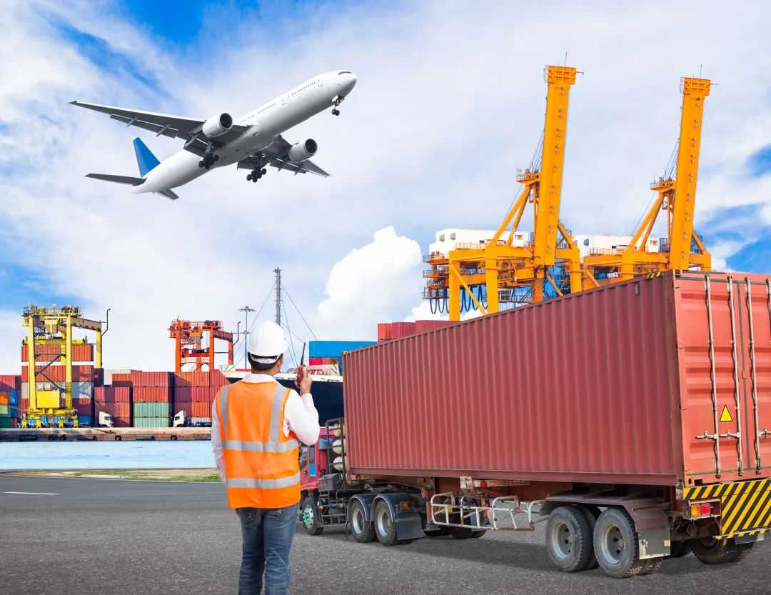 4 Tips for Handling Cross Border Logistics With Finesse | US 1 Network