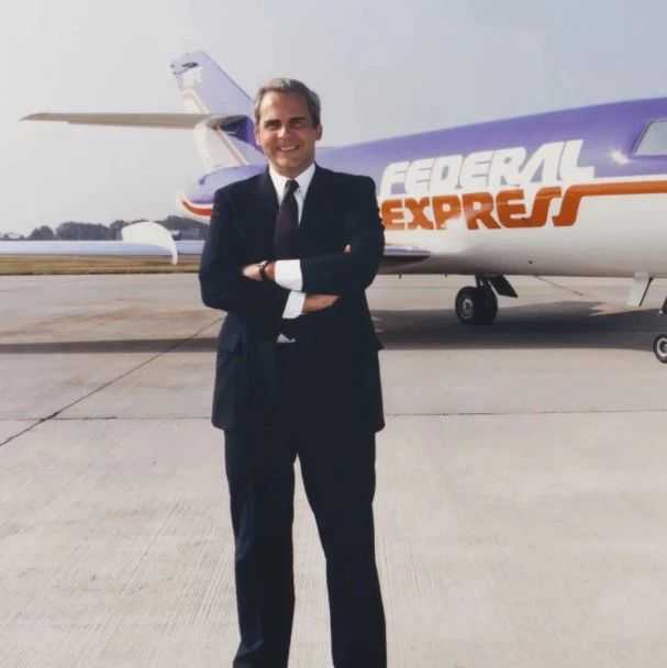  Fred Smith, founder of Fedex, the father of air express industry, died at the age of 80, revealing how Fedex became the world's largest cargo airline