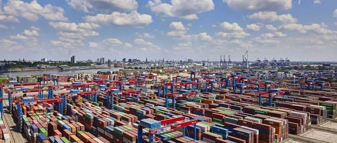 强势反弹！美西大涨17%！多家船公司推涨运价！