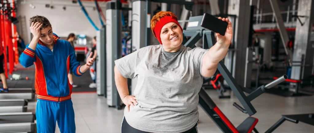 一夜火遍TikTok！这位博主重新定义了全球女性的时尚选择