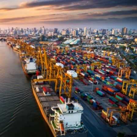 2025年全球集装箱贸易创下新纪录