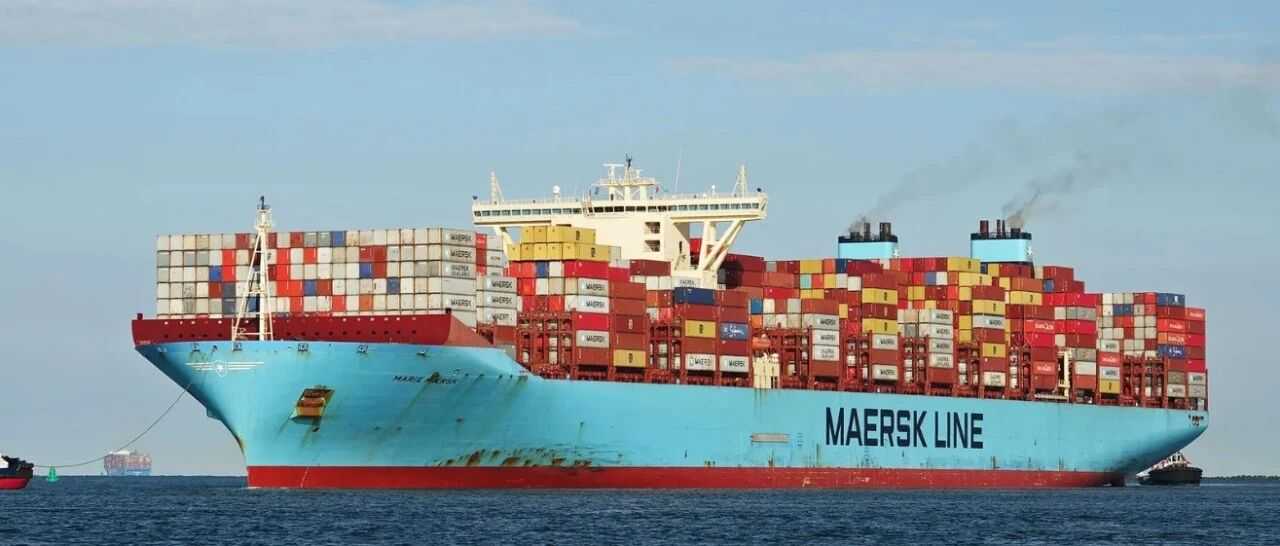 航运巨头马士基紧急调整航线，两艘美线船不再停靠中国港口！
