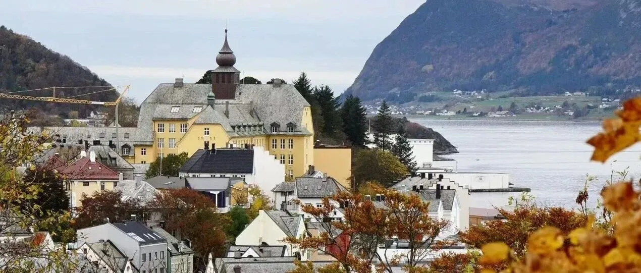 二次税务预警短信突袭跨境电商老板！点解？