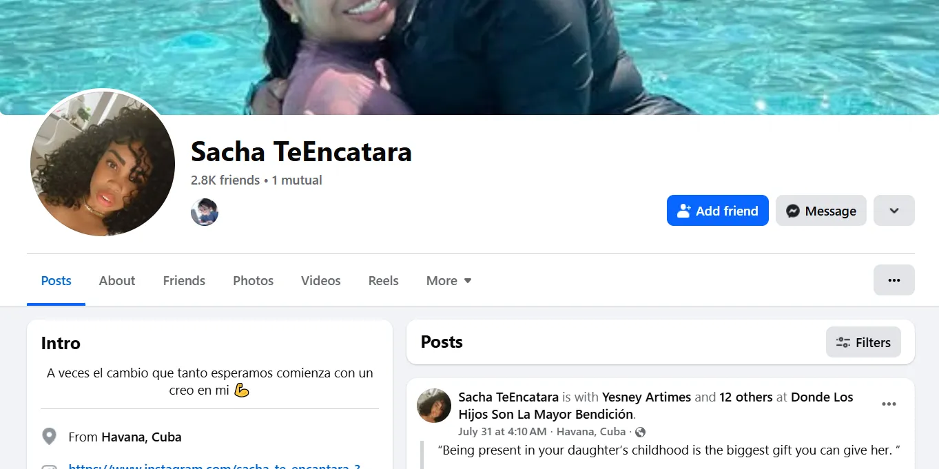 Anaamelialazara 美国