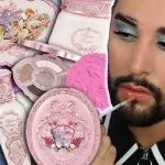 你以为 Flower Knows 在海外卖的是化妆品，她其实卖的是文化许可