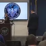 美参议员要求突击搜查卷王T、S美国仓库 知识产权争议再起