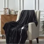 季节不会制造爆品，只会放大提前站对位置的产品