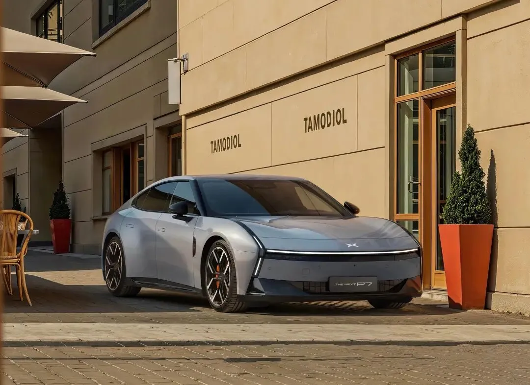 雷军直面“小字营销”争议;Manus被Meta花数百亿买走了;盒马要跟山姆瓜分高端零售市场?| Morketing周刊371期