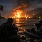 突发！美军空袭委内瑞拉港口、机场！