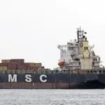 一艘2825TEU集装箱船失控漂流！