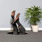 95后“TikTok大咖”罗宾人设崩塌,本人最新回应来了!