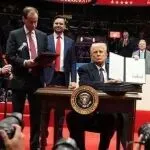 特朗普重返白宫第一年：增长、分化与重构