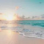 新开的Facebook广告账户CPM太贵？别慌，试试这套“小步快跑”的暖场策略