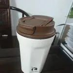 以“瑞幸咖啡杯”为案例检索分析是否可以注册美国外观专利？