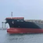 突发！一集装箱船在美湾航道搁浅！共四家船公司共舱，曾挂靠香港、盐田、宁波、上海等港