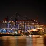 “天下第一堵”遭遇大罢工!港口运营中断