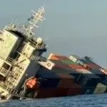 超200个集装箱坠海！一货轮在泰国普吉岛附近沉没，石油泄漏警报拉响