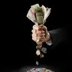 惊呆！亚马逊赚了777亿美元！