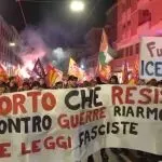 港口大罢工!运营中断,多艘集装箱船改道、跳港