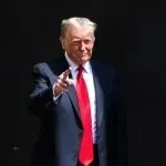 暴击!特朗普一天内官宣关税加15%