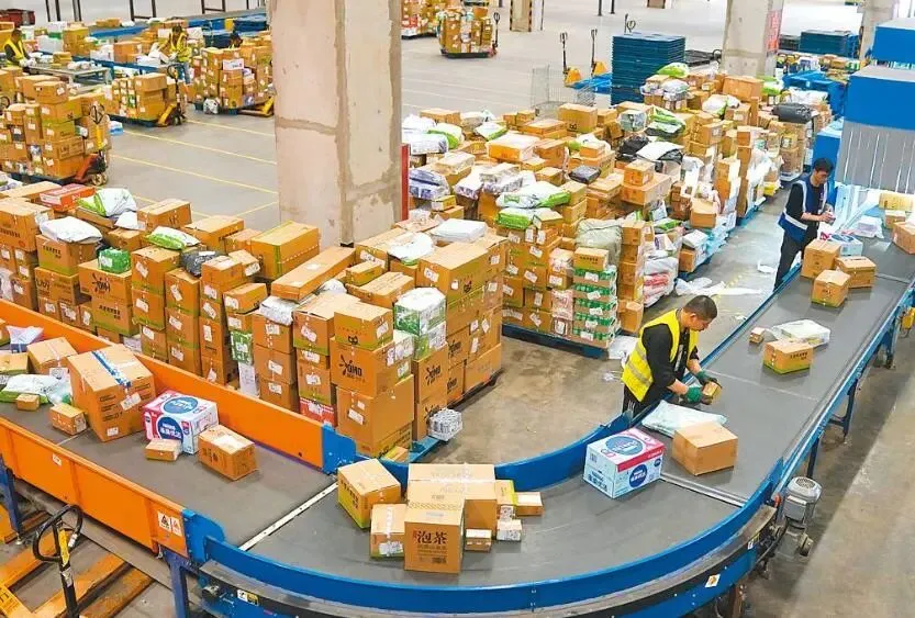 物流大战再掀高潮，快速成电商宣传重点