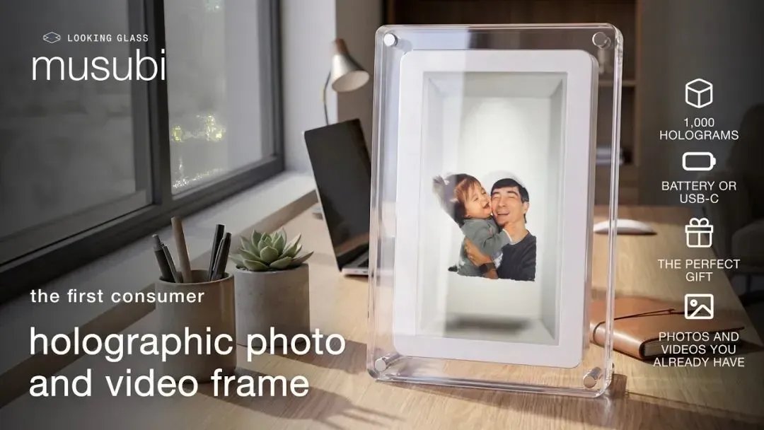 musubi: the first consumer holographic photo & video frame.