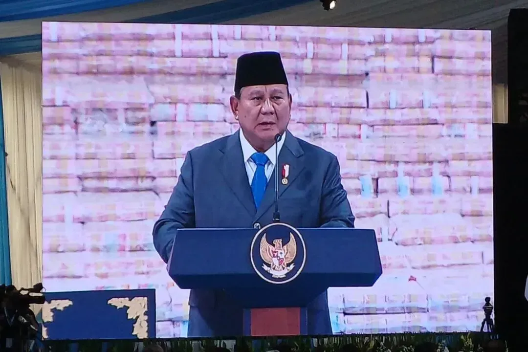 Presiden Prabowo Subianto dalam kegiatan penyerahan denda administratif dan penyelamatan keuangan negara serta penguasaan kembali kawasan hutan tahap VI kepada negara pada Jumat (10/4/2026).