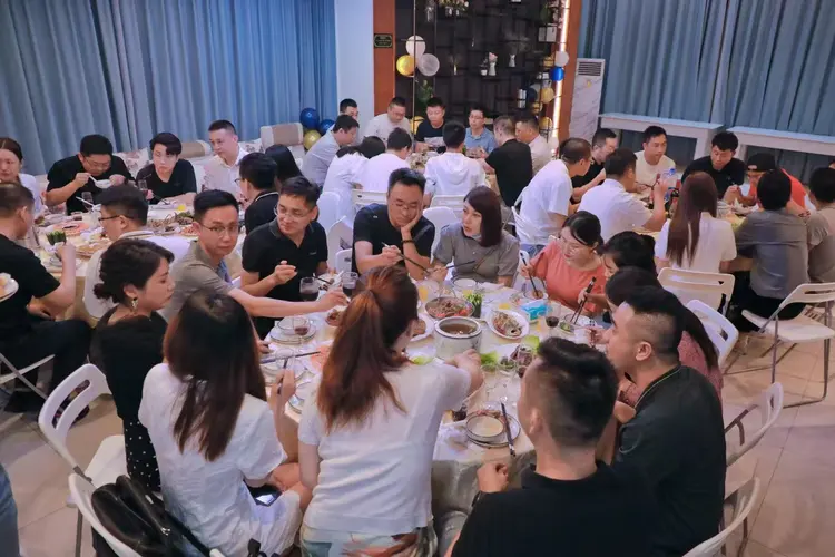 员工生日会