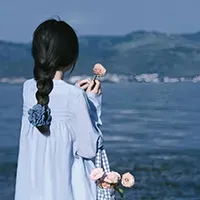 黄女士头像
