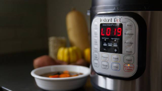 Instant Pot 压力锅继续领跑丨1月15日美亚 Kitchen &#038; Dining 品类爆款分析