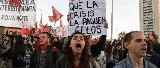注意！该国爆发全国大罢工，码头、银行停摆！