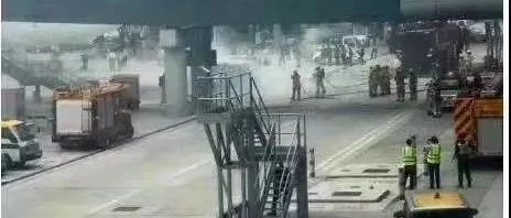 突发丨香港机场锂电池货物着火，旺季出货又见夹带电池危险品？