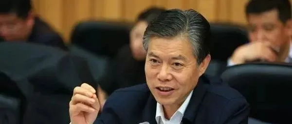 商务部长：2019年三件事稳外贸