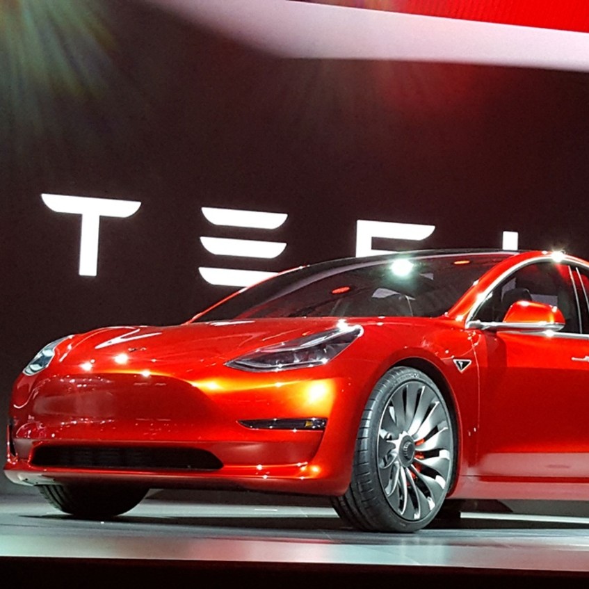 特斯拉也在亚马逊开店？卖的东西让你意想不到，网友却这么说