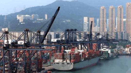 跟我去香港码头走一走 看一看他们的码头管理经验 外贸头条 Amz123亚马逊导航 跨境电商出海门户