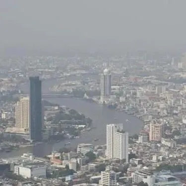 长江雾霾严重，振东码头推迟开港；而泰国空运也受到雾霾影响