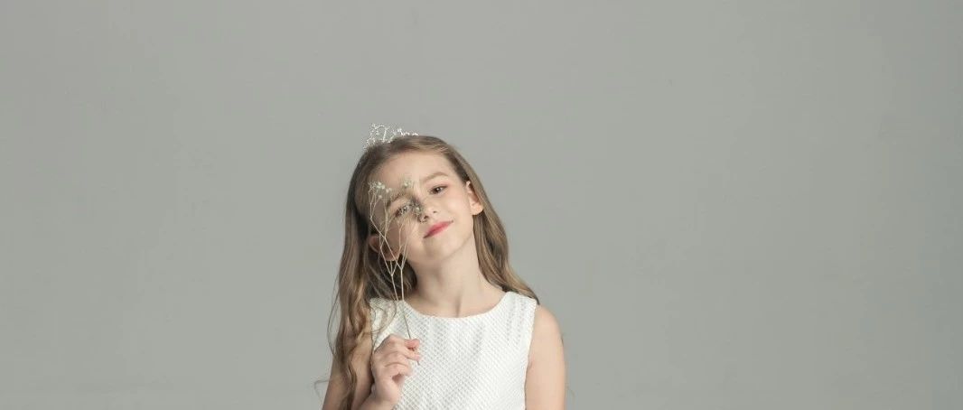 公主范纯白花童礼服，童装市场的新宠儿