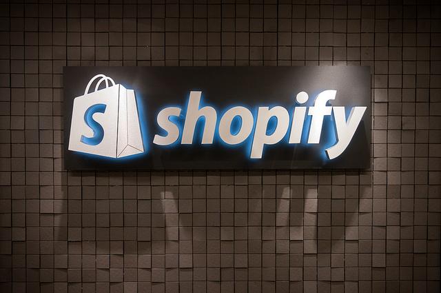 Shopify推出两项重大更新，所有商店可免费使用